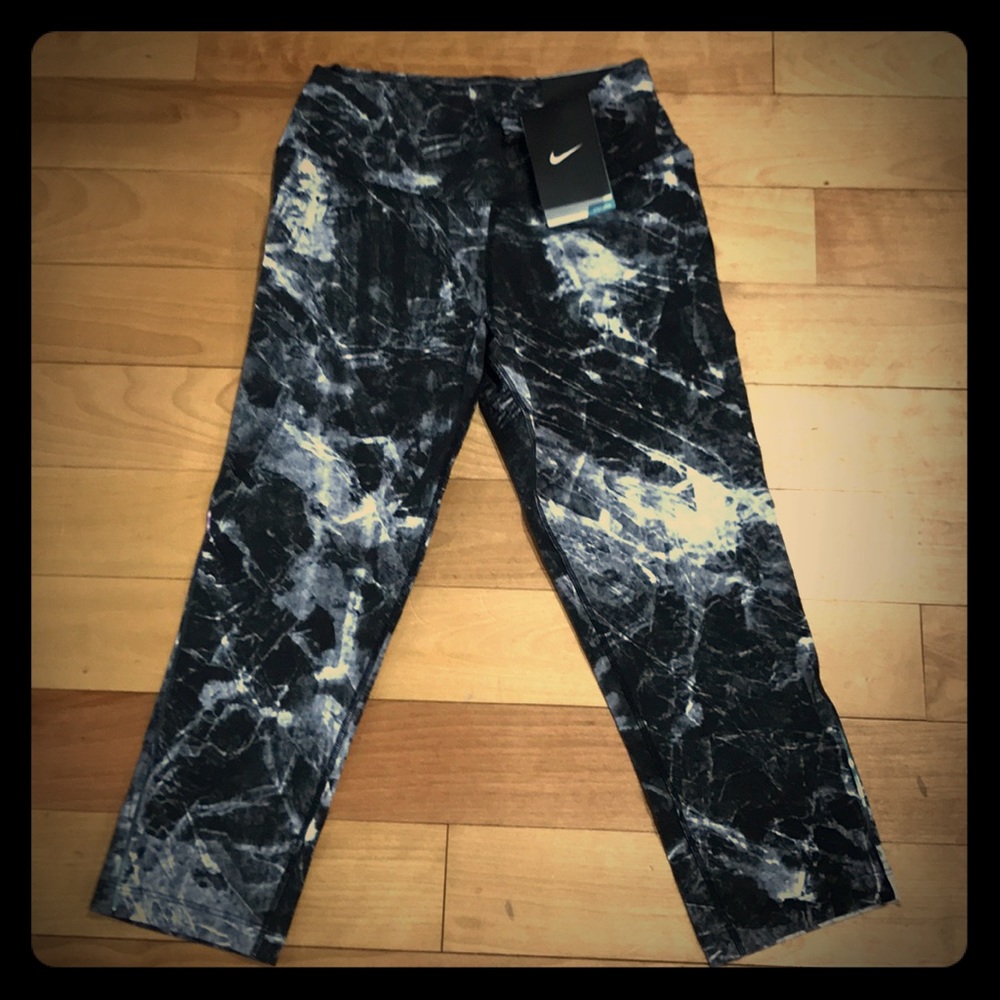 Nike leggings